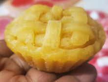 Load image into Gallery viewer, 2.5 INCH MINI PIE IN JAR Embeds
