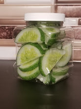 Load image into Gallery viewer, Handpainted Lime Slices Candlewax Embeds
