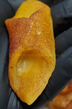 Load image into Gallery viewer, Diy Cannoli Stuffers Candlewax Embeds Embeds
