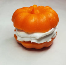 Load image into Gallery viewer, Diy Pumpkin Cookie Stuffers Candlewax Embeds
