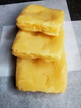 Load image into Gallery viewer, HOMEMADE PASTRY PUFF candle wax Embeds Embeds
