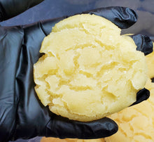 Load image into Gallery viewer, Large Sugar Cookie Candle Wax Embeds
