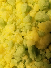 Load image into Gallery viewer, Lemon Lime Candlewax Crumble
