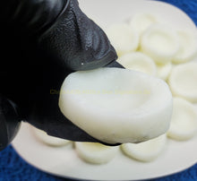 Load image into Gallery viewer, Marshmallow Chips Candlewax Embeds Embeds
