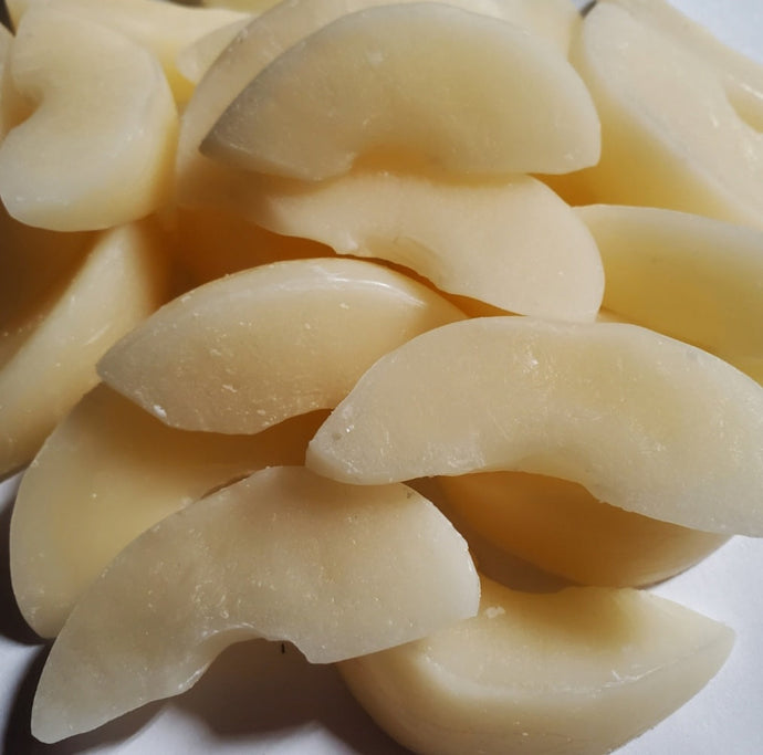 Medium Apple Slices Candlewax Embeds